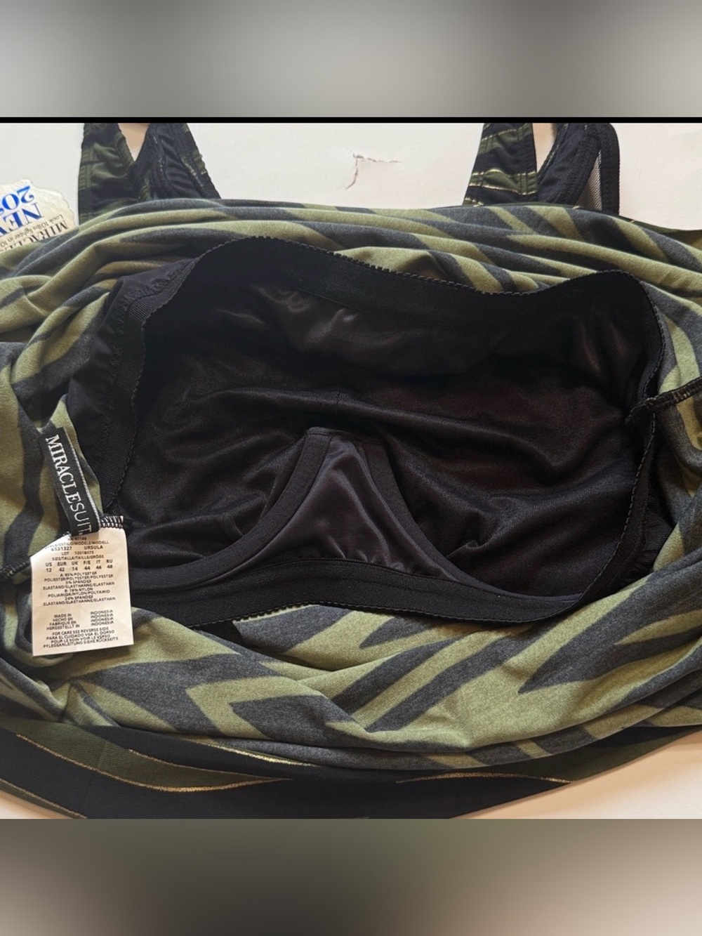 Miraclesuit Seabra Ursula Tankini Top Size 12 Olivetta Green Underwire Swim NWT - Picture 10 of 10